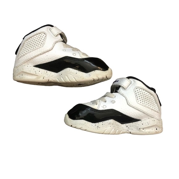 Jordan B’Loyal White/Black/Purple Sneakers - Picture 5 of 8